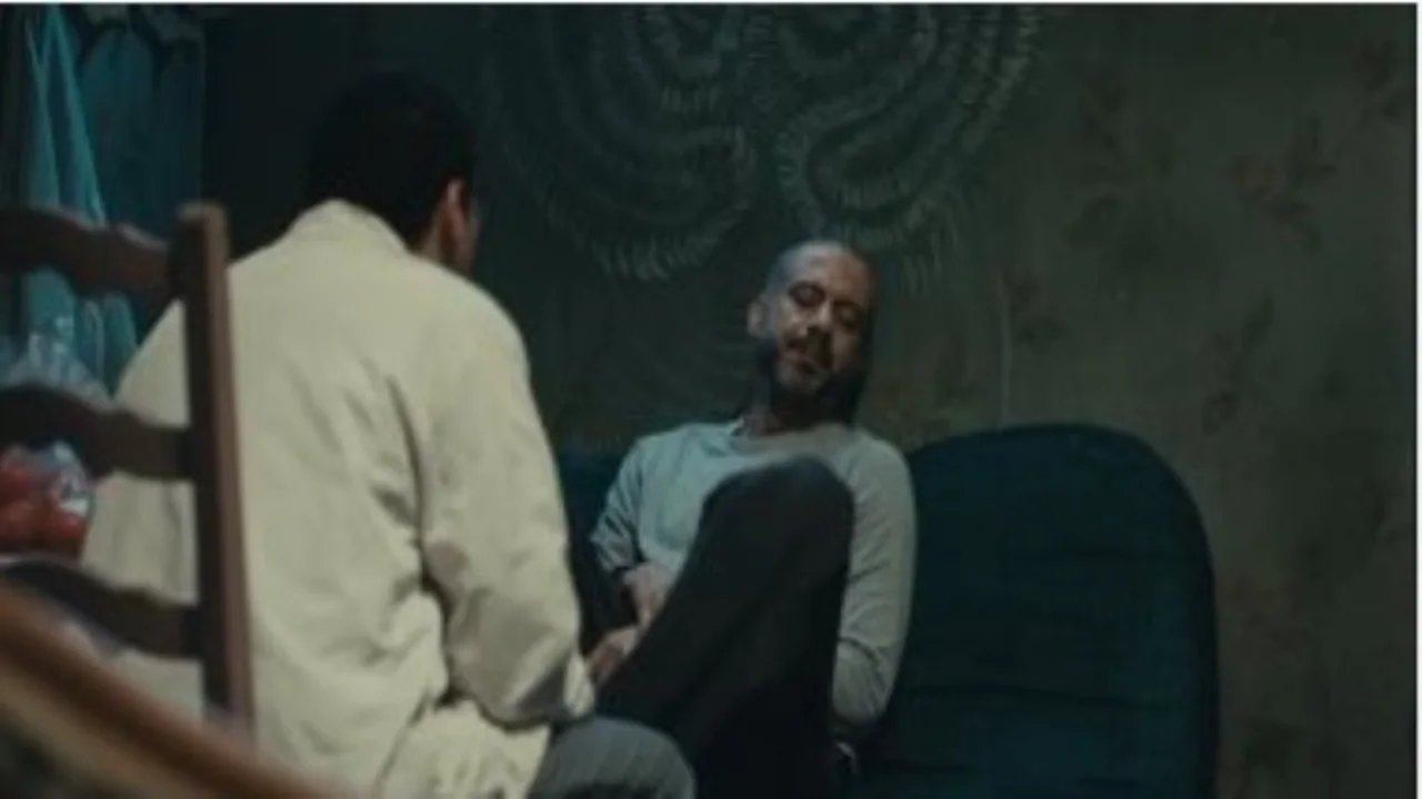 محمد فراج يبدأ رحلة التعافي من الإدمان في مسلسل أب ولكن